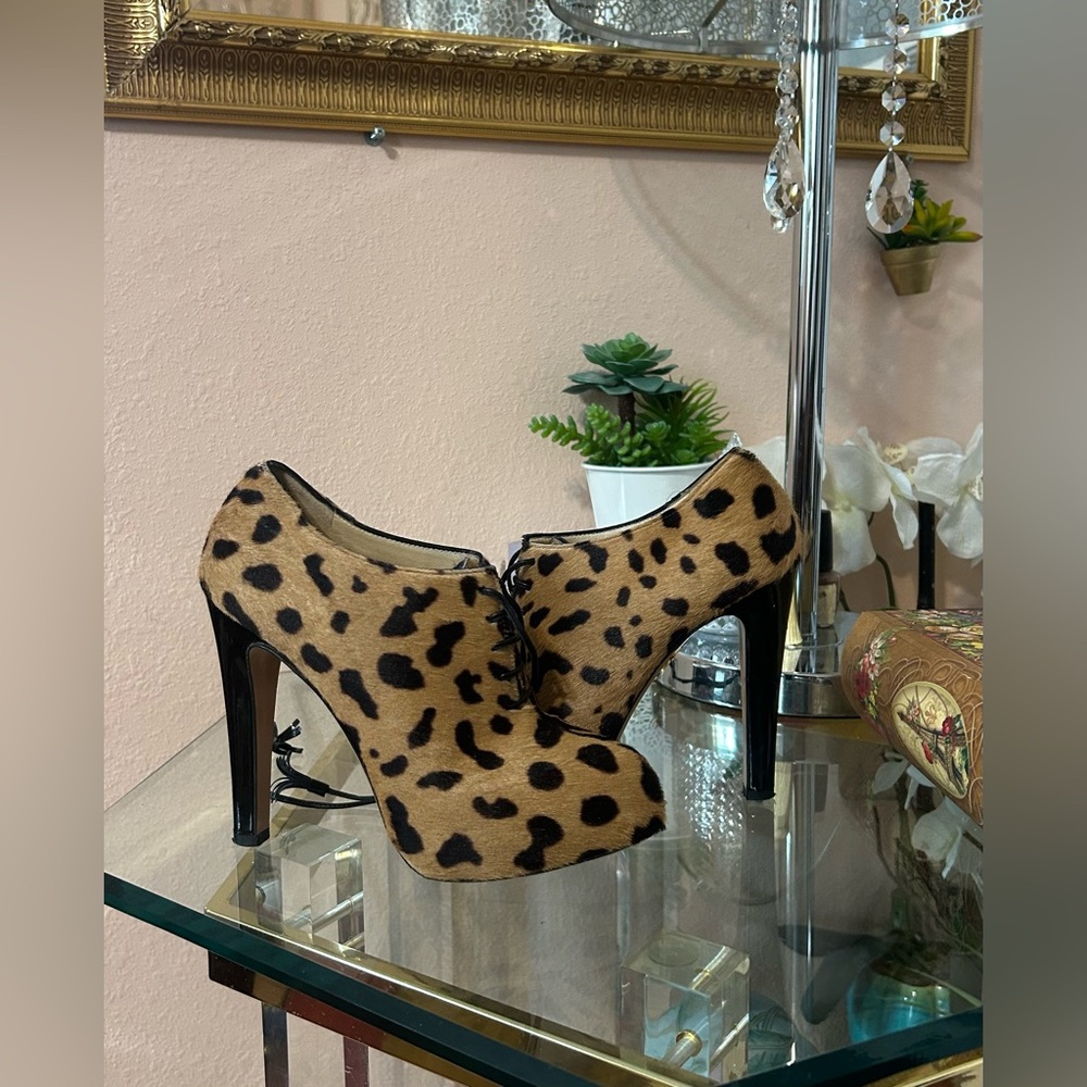 Charlotte Olympia Calf Hair Leopard Zebra Print Lace-Up Heels Size 37 - Picture 5 of 16